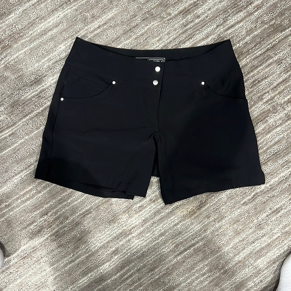 Never worn size 4 golf short Slazenger brand